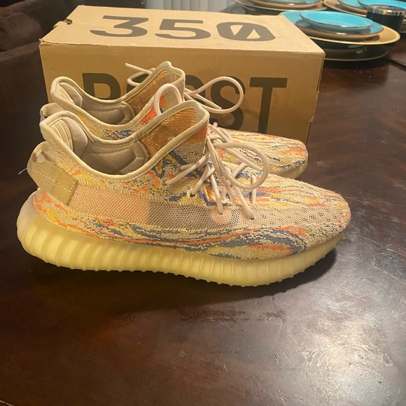 Yeezy Boost 350 V2 'MX Oat' ( Size 11) slightly used - Picture 7 of 8
